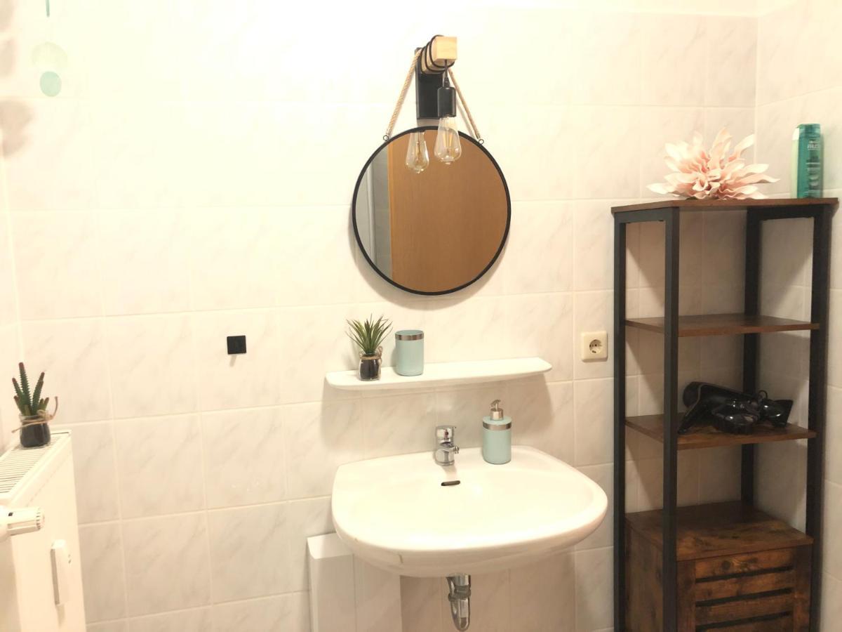 Cottbus-Apartments - Green Apartment I Privat I Wifi I Kueche I Balkon Exterior foto